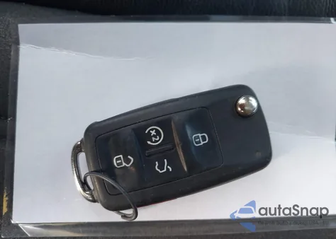 2013 Volkswagen Passat 2.0L Tdi Sel Premium z USA, uszkodzony, nr VIN 1VWCN7A36DC109113